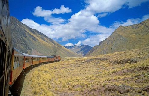 Train ride through the Andean highlands between Cusco and Puno, Peru, South America, September