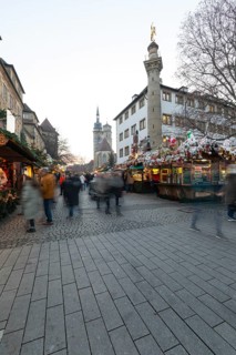 Stuttgart 2025 Christmas market: festive lights, inviting stands, mulled wine, traditional treats