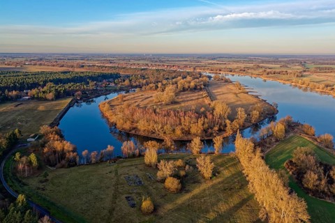 The Elbe in the Elbe floodplain near Bleckede, Alt Garge in the Elbe River Landscape Biosphere