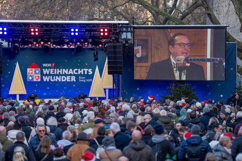 The WDR2 Christmas Miracle, fundraising campaign over 5 days long, non-stop broadcast, 24 hours, by