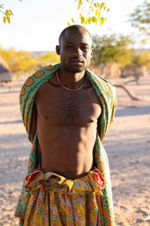 Portrait, man of the Hakaona tribe, also Havakona or Hakawona, near Opuwo, Kunene, Namibia