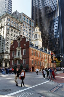 Historic Administration Building, Old State House, Walkers, Pedestrians, Colonial Style, Symbolic