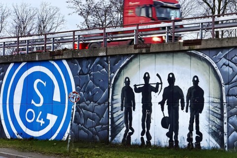FC Schalke 04 logo and mining motif at the A 42 Gelsenkirchen-Schalke motorway exit, Gelsenkirchen,