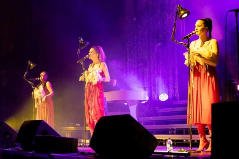 Laing, electro soul pop, D, The Grand Gala 2025, live on 13.12.2025, Huxley's New World, Berlin,