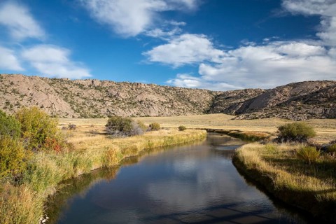 Alcova, Wyoming - The Sweetwater River. Emigrants on the California, Oregon, and Mormon Trails in
