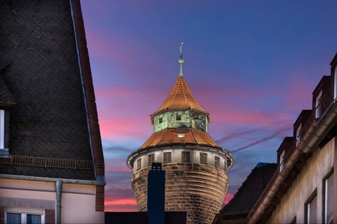 Historic Sinwell Tower illuminated in the evening, Old Town, Nuremberg, Middle Franconia, Bavaria,
