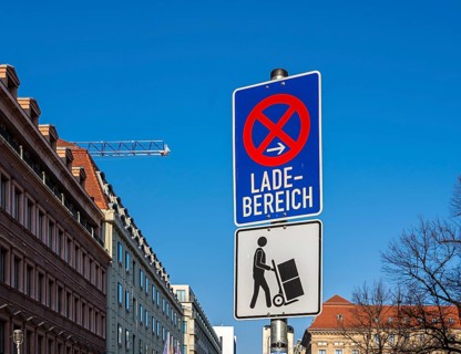 New road signs for delivery traffic, stopping in the charging area, Berlin, Germany