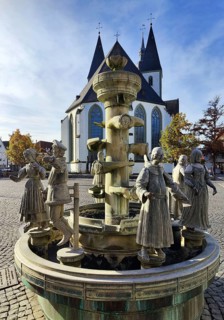 The Bonifatius Stirnberg Bürgerbrunnen on the Town Hall Square, Rathausplatz, Rathausplatz in front