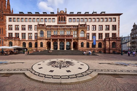 New town hall, historic building, neo-Renaissance style, architect Georg von Hauberrisser, paving