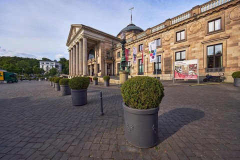 Spa hotel, architectural style neoclassicism, architect Friedrich von Thiersch, building material