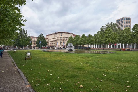 Green spaces, lantern, lawn, paths, trees, Platanus × acerifolia (Platanus ×hispanica), fountain,