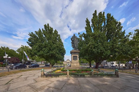 Kaiser Friedrich memorial, square, flower bed, lantern, spa hotel, advertising flag on flagpoles,