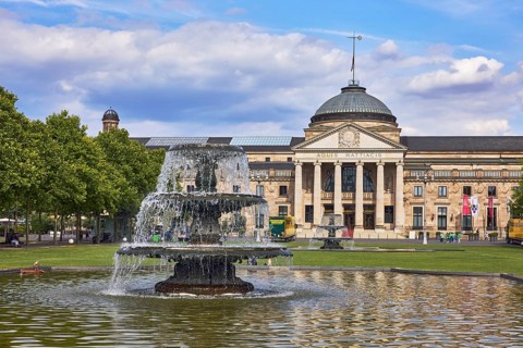 Spa hotel, neo-classical style, architect Friedrich von Thiersch, Aquis Mattiacis inscription,
