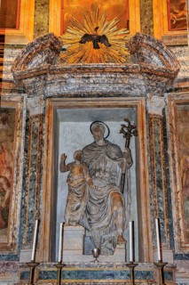 Statue sculpture of Iesu Infant Jesus and Saint Joseph S. Iosep with halo by Vincenzo De Rossi in