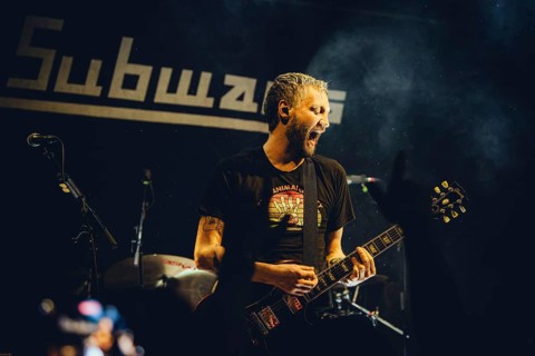 Billy Lunn, singer and guitarist from The Subways live on For Eternity Tour 2025 at Hole44 in