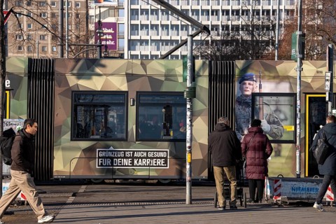 Streetcar on Alexanderstraße in Berlin, advertising for the Bundeswehr, personnel advertising,