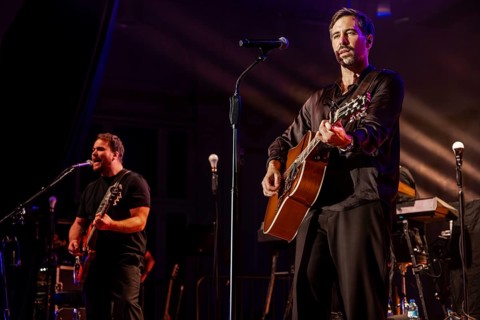 Max Giesinger live on People Tour 2025 in Berlin's Huxley's New World on 26.11.2025