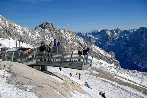 Tourists on a viewing platform on Zugspitzplatt, Grainau municipality, Garmisch-Partenkirchen