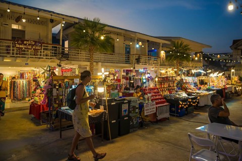 Night market, Hua Hin, Prachuap Khiri Khan, Central Thailand, Thailand