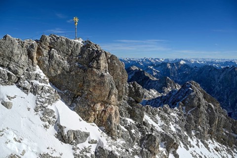 Zugspitze summit cross (2962 m), in the background the Wetterstein Mountains, Grainau municipality,