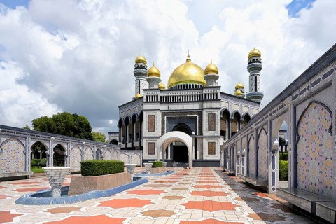 Jame' Asr Hassanil Bolkiah Mosque, Bandar Seri Begawan, Brunei