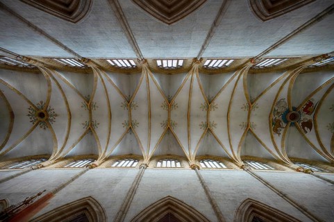 Interior photo, vaulted ceiling, church ceiling, central nave, interior view, Cathedral of Our Lady