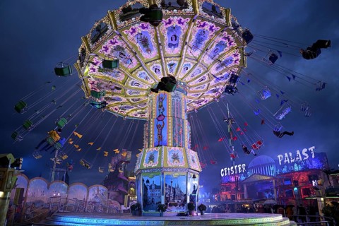 Chain carousel, blue hour, blue hour, Oktoberfest, Munich, Bavaria, Germany