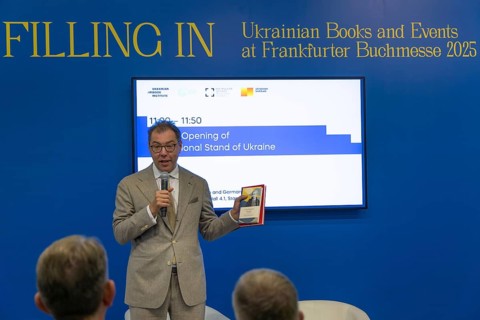 Minister of State for Culture Wolfram Weimer (non-party) and the Ukrainian Ambassador to Germany,