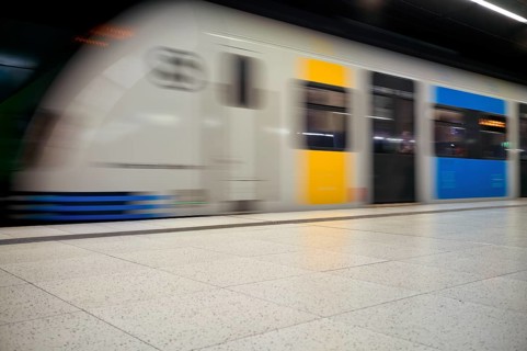 Underground incoming S-Bahn, train, class 420 iGeneration 2025, platform, stop, city centre