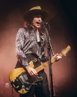 Singer Justin Hawkins from The Darkness live on Dreams On Toast Tour at Metropol Berlin on 10