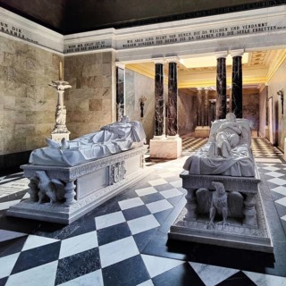 Charlottenburg Mausoleum with the marble sarcophagi of Emperor Wilhelm I and Queen Luise,