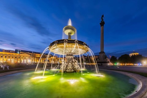 Evening atmosphere at Schlossplatz Stuttgart. View of the Königstraße pedestrian zone and the