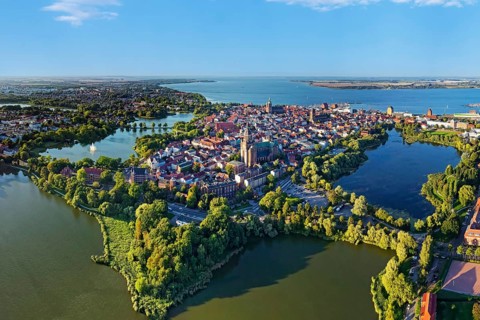 Aerial view, on the left Knieperteich with fountain, below Kleiner Frankenteich, on the left