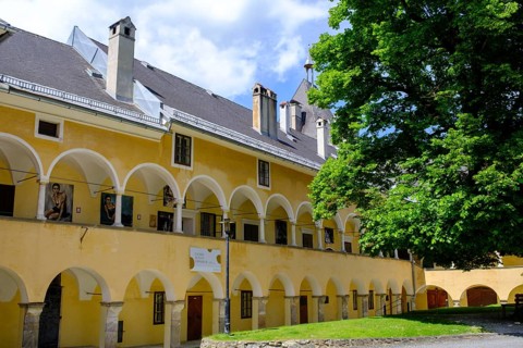 Inner courtyard, Arkadenhof, Millstatt Abbey, Millstatt, Lake Millstatt, Carinthia, Austria