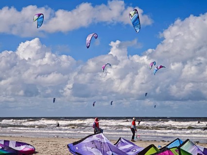 California kitesurfing Masters 2025, kitesurfing on the North Sea beach on the edge of the UNESCO
