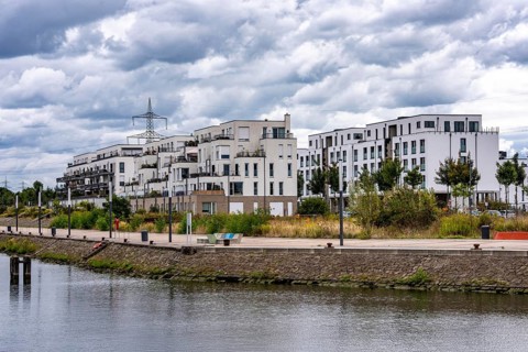 New Graf Bismarck urban quarter on the Rhine-Herne Canal, residential and commercial development on