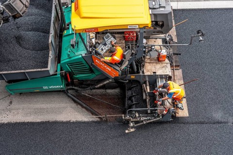 Rehabilitation of the A52 motorway near Essen, an 8 km long section between the Essen-Kettwig