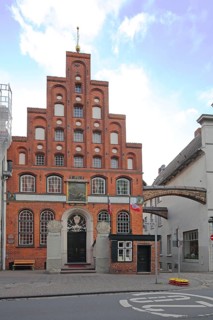 Restaurant Schiffergesellschaft with stepped gable, brick building, Old Town, Lübeck,