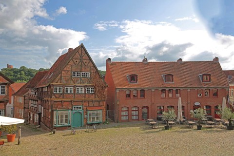 Eulenspiegel Museum, half-timbered houses, brick building, street pub, Am Markt, Mölln,