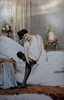 Female nude from around 1899, erotic postcard, playgirl, woman sitting on the bed and putting on