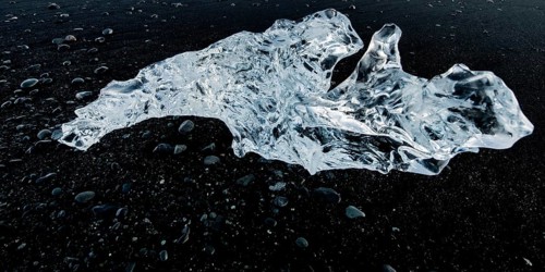 Jökulsarlon, icebergs, ice, cold, glacial lake, Vatnajökull Glacier, winter, beach, black stones,