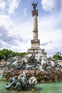 Fontaine du Char du Triomphe de la Concorde, Place des Quinconces, Bordeaux, Gironde,