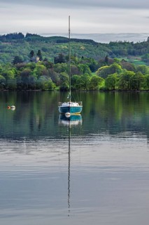 Boats on Windermere Lake and mountains, Ambleside, Lake District, Cumbria, England, United Kingdom