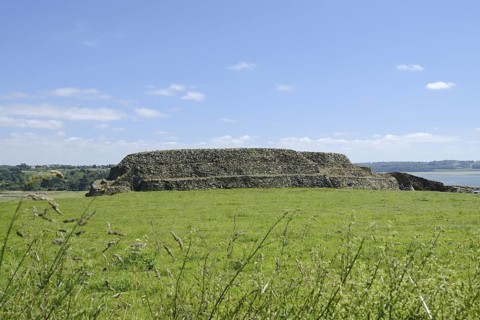 Megalithic site, tumulus, cairn of Barnenez, Plouezoc'h, Kernelehen peninsula, Finistere, Brittany,