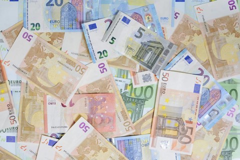 Various euro banknotes