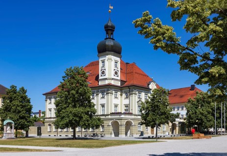 Town hall at Kapellplatz, place of pilgrimage, Altötting, Upper Bavaria, Bavaria, Germany