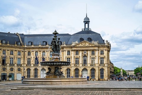 Fontaine des Trois Graces, Place de la Bourse, Bordeaux, Gironde, Nouvelle-Aquitaine, France