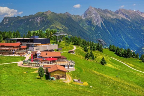 Mountain inns on the Penken, Mayrhofen, Zillertal, Zillertal Alps, Tyrol, Austria