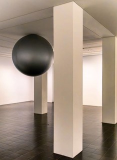 Interior design with paintings and exhibits in the Hamburger Kunsthalle, art museum am