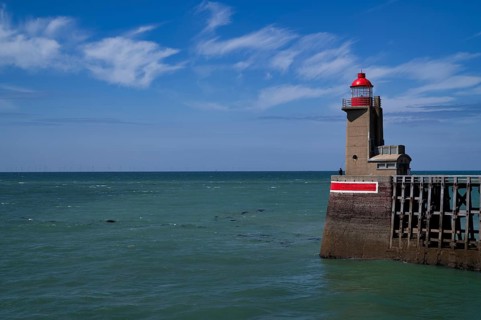 Sea, lighthouse Feu de la jetée Sud, lighthouse, red, harbour entrance, pier, Fécamp, Normandy,